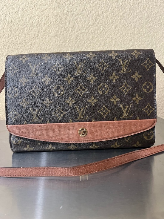 Louis Vuitton Handbags - LOUIS VUITTON MONOGRAM BORDEAUX CROSSBODY SHOULDER BAG VINTAGE